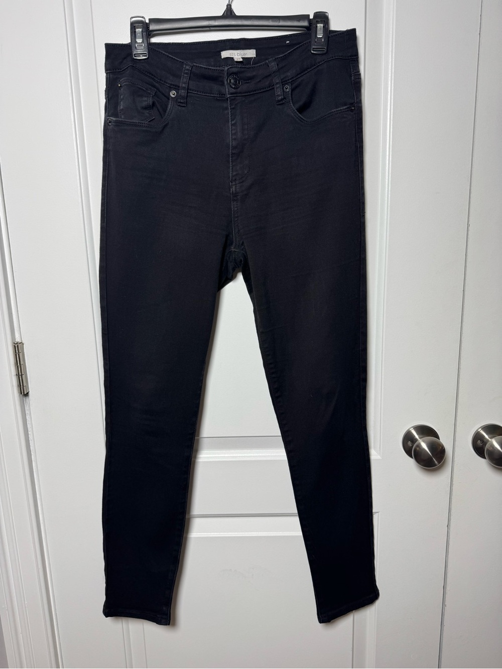 STS Blue Women’s Size 29 Faded Black Mid-Rise Skinny Jeans